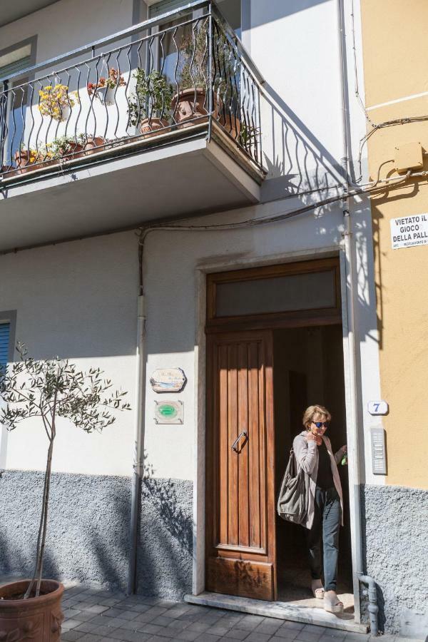 Primo Piano Moneglia Exterior foto