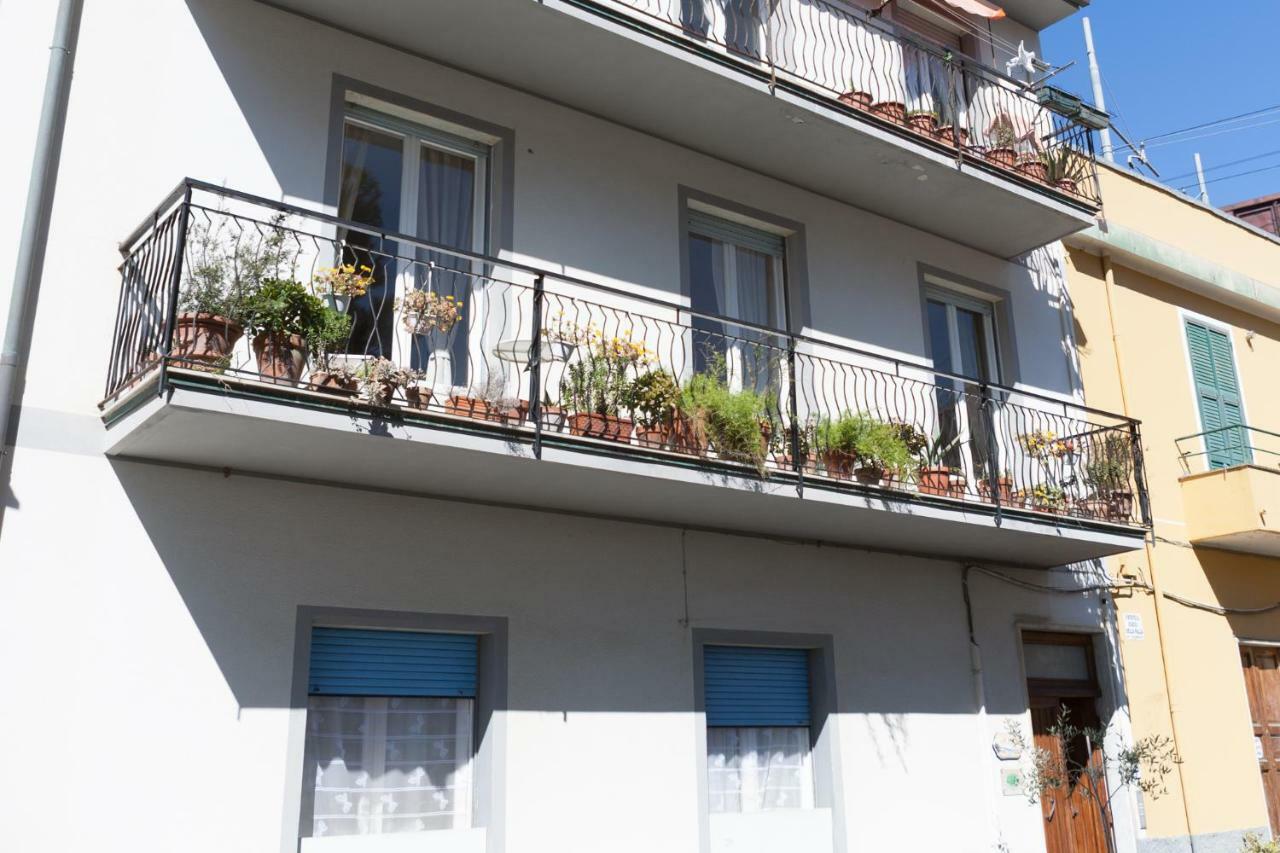 Primo Piano Moneglia Exterior foto